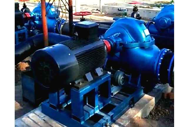 呼和浩特蔡瑞健康评估与管理有限公司3台500mm口径双吸泵沈阳康平卧龙湖正在安装